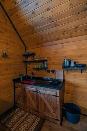Üçgen Bungalow, Göl Manzaralı, Özel Havuzlu ve Bahçeli