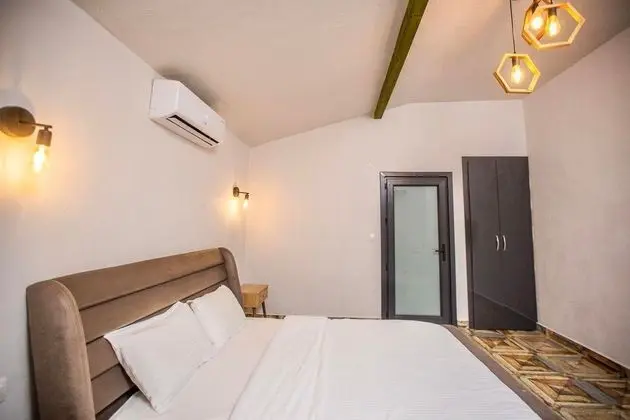 Deluxe Bungalov