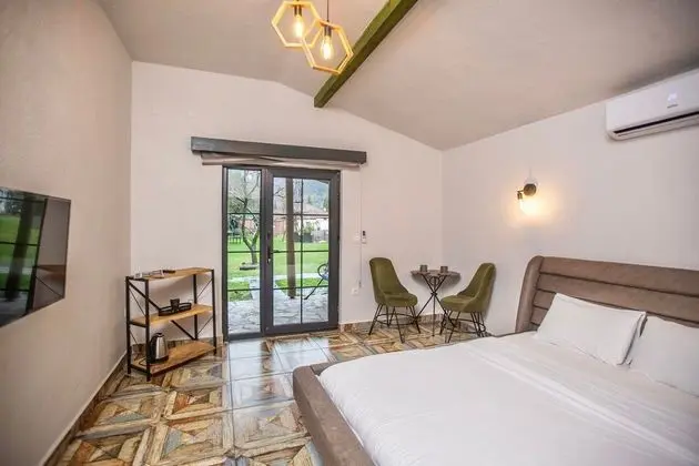 Deluxe Bungalov