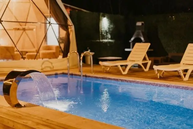 Dome, Havuz Manzaralı, Isıtmalı Özel Havuzlu