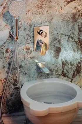 Jakuzili Şömineli Bungalow,Dağ Manzaralı,Isıtmalı Özel Havuzlu