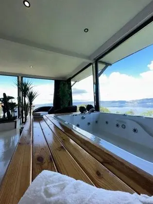 Deluxe Jakuzili Suite, Göl Manzaralı, Jakuzili