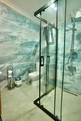 Bungalow 2+1 Oda, Göl Manzaralı, Özel Havuzlu ve Jakuzili