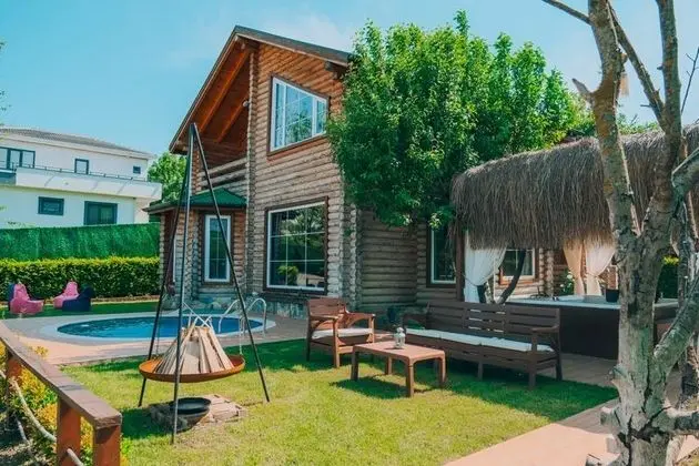 Bungalow, Göl Manzaralı, Isıtmalı Özel Havuzlu