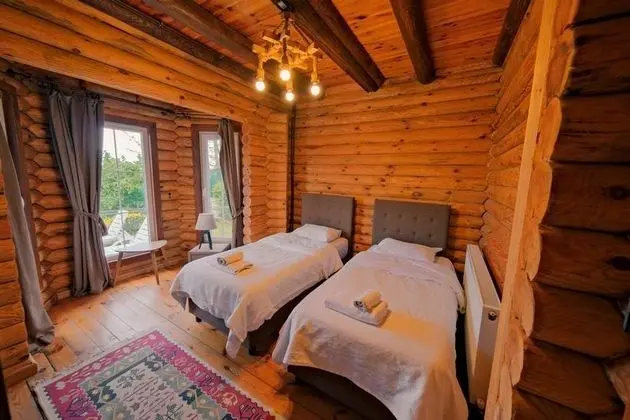 Bungalow, Göl Manzaralı, Isıtmalı Özel Havuzlu