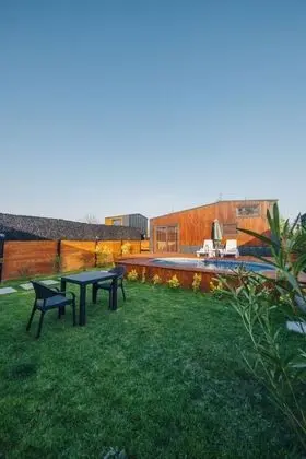 Tiny House, Havuz ve Bahçe Manzaralı, Isıtmalı Özel Havuzlu