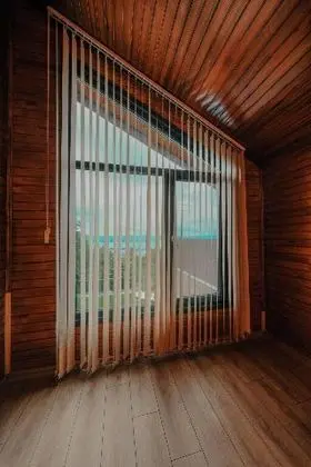 BUNGALOW