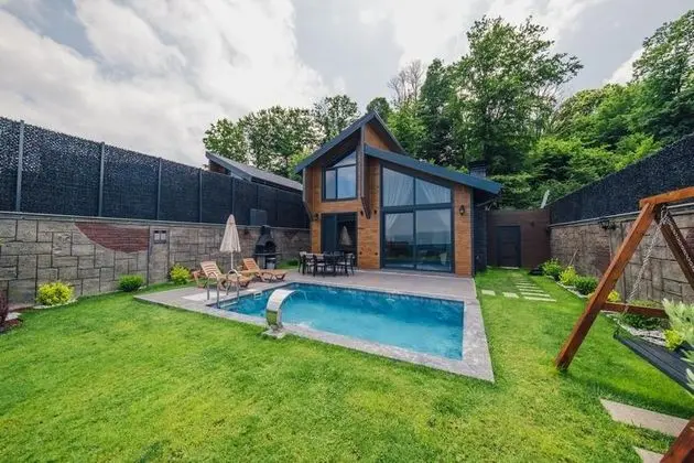 Deluxe Bungalow, Göl Manzaralı, Isıtmalı Özel Havuzlu
