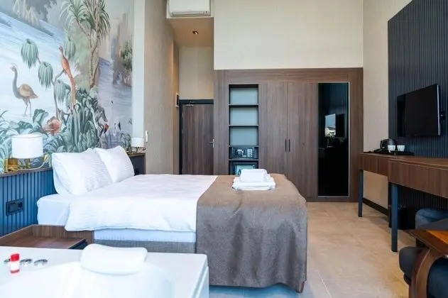 Standart Garden Room,kısmi Göl Manzaralı,jakuzili (2 Kişilik)