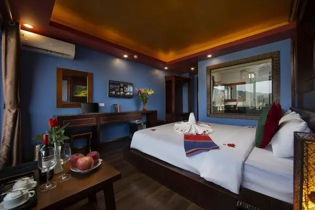 Deluxe Tek Büyük veya İki Ayrı Yataklı Oda, Dağ Manzaralı