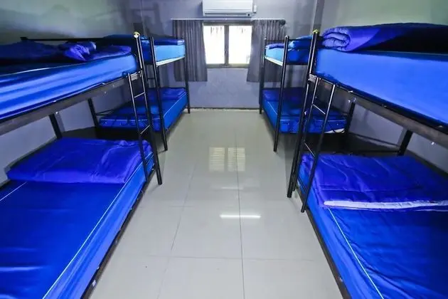 Ortak Ranzalı Oda, Karma Ranzalı Oda (4 Bed)