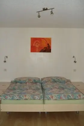 Ev