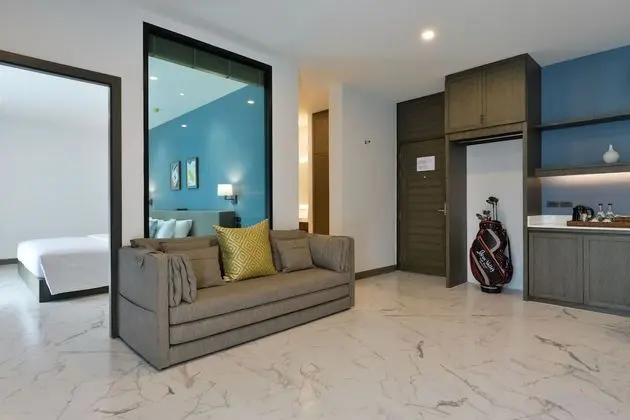 Lotus Suite