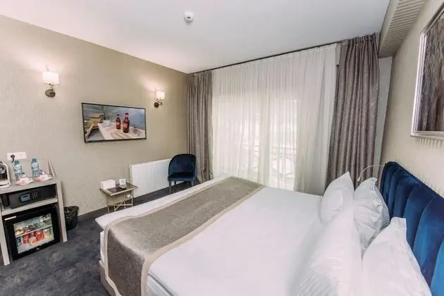 Deluxe Tek Büyük Yataklı Oda