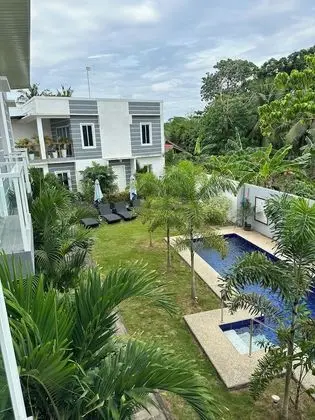Deluxe Oda, 1 Büyük (Queen) Boy Yatak, Balkon, Havuz Manzaralı