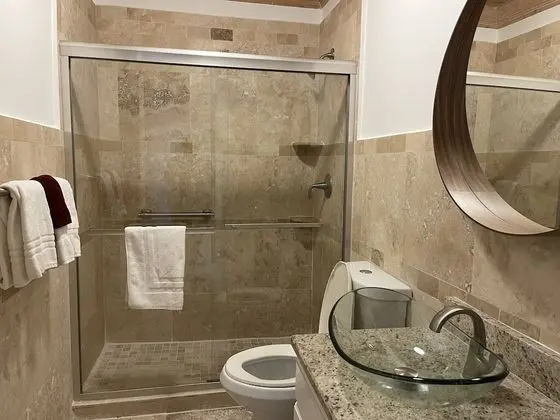 Ev (Townhouse accommodates four)