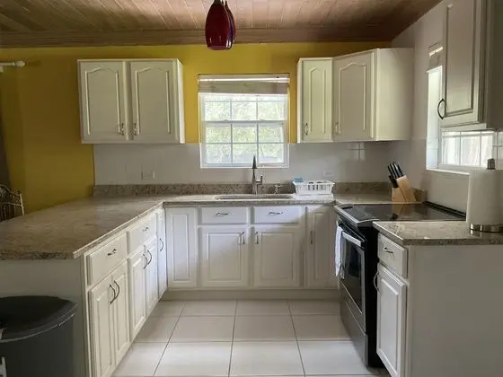 Ev (Townhouse accommodates six)
