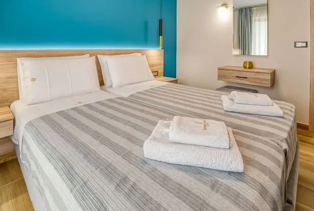 Two-Bedroom Suite Split Level