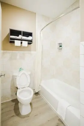 Standard Oda, 2 Büyük (Queen) Boy Yatak, Sigara İçilmez
