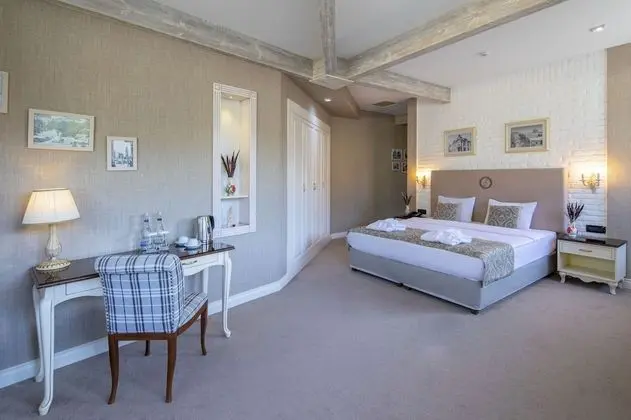 Deluxe Tek Büyük veya İki Ayrı Yataklı Oda