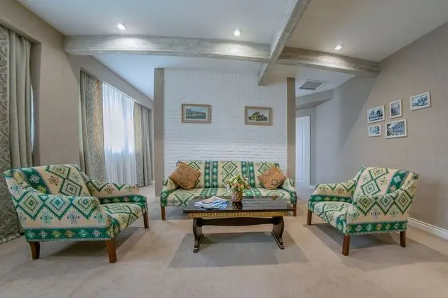 Deluxe Tek Büyük veya İki Ayrı Yataklı Oda