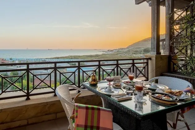 Deluxe Tek Büyük veya İki Ayrı Yataklı Oda