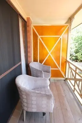 Deluxe Oda, Birden Çok Yatak, Balkon