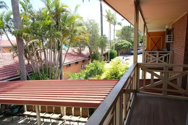 Deluxe Oda, Birden Çok Yatak, Balkon