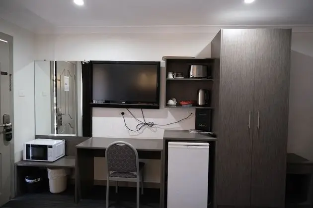 Premium Room - Ground Floor - 1 Queen Bed and 1 Single Bed