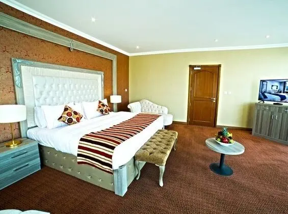 Executive Suite (Single)