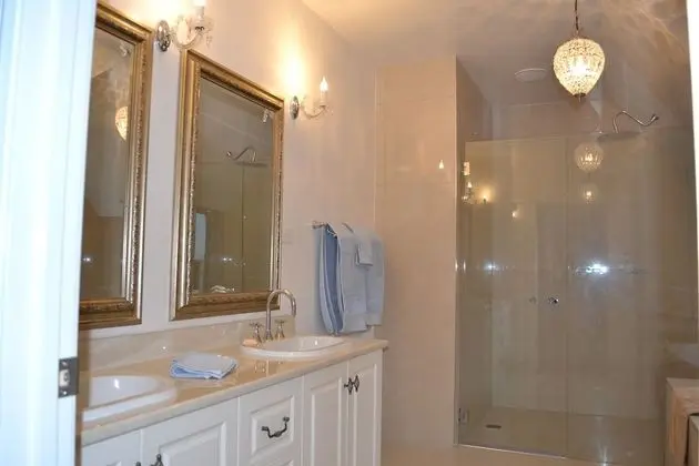 Luxury Süit, 1 En Büyük (King) Boy Yatak, Deniz Manzaralı, Denize Bakan