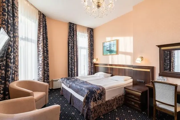 Deluxe Tek Büyük veya İki Ayrı Yataklı Oda