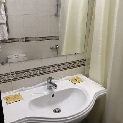Superior Tek Büyük veya İki Ayrı Yataklı Oda