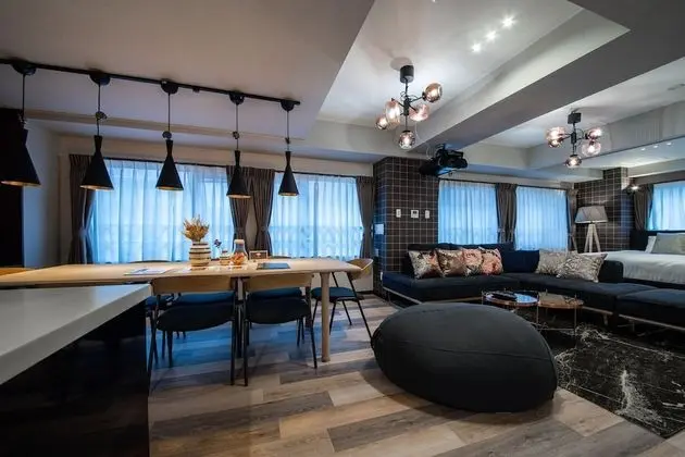 Luxury Oda, Sigara İçilmez (Theater)