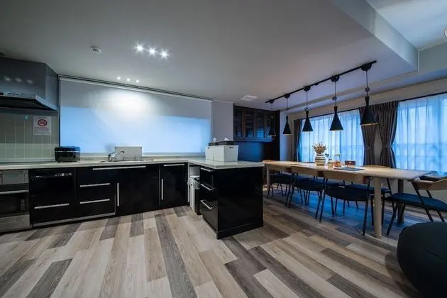 Luxury Oda, Sigara İçilmez (Theater)