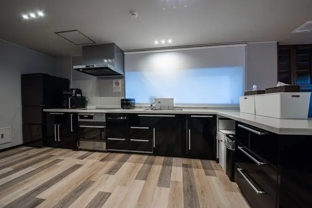 Luxury Oda, Sigara İçilmez (Theater)