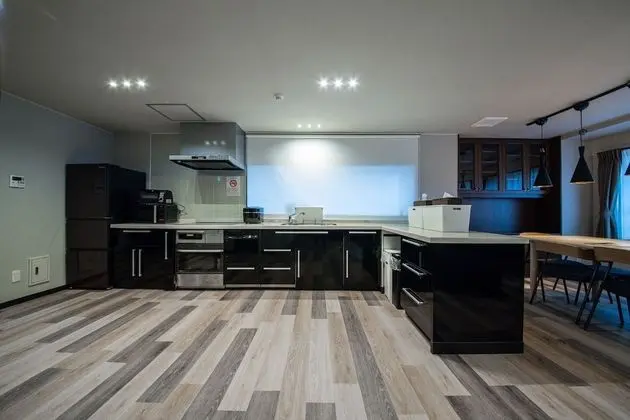 Luxury Oda, Sigara İçilmez (Theater)
