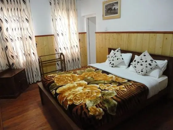 Standard Tek Büyük Yataklı Oda, 1 Büyük (Queen) Boy Yatak, Dağ Manzaralı