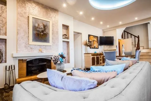 Villa, 3 Yatak Odası, Şömine