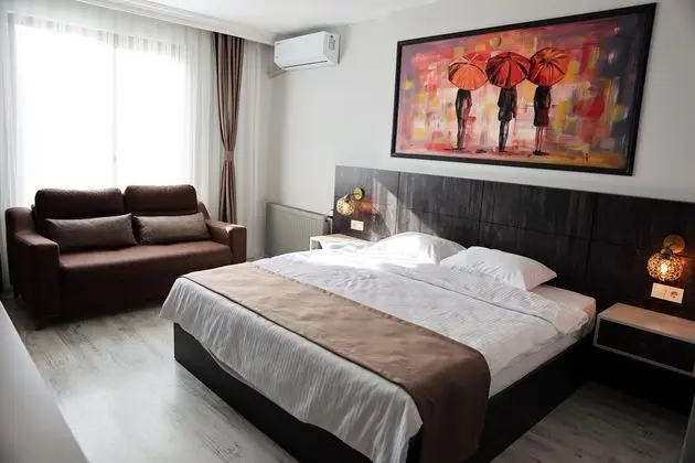 Çift Kişilik,Şehir Manzaralı