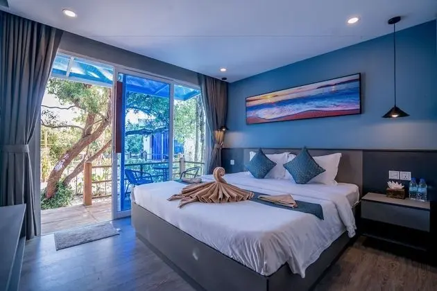 Deluxe Double Bungalow Garden View