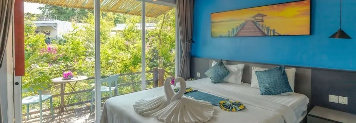 Deluxe Double Bungalow Garden View