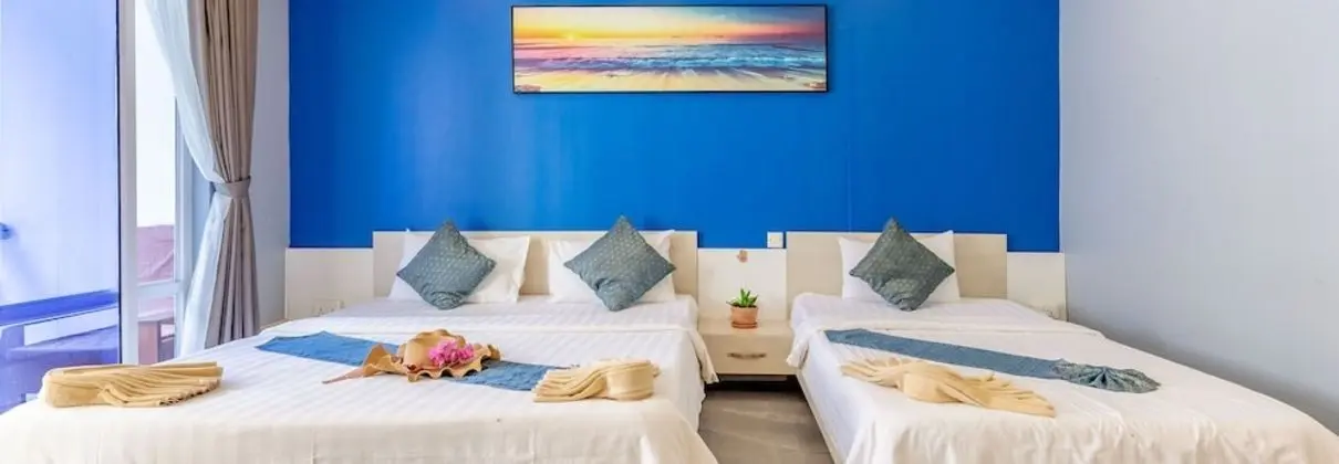 Deluxe Family Room Garden View