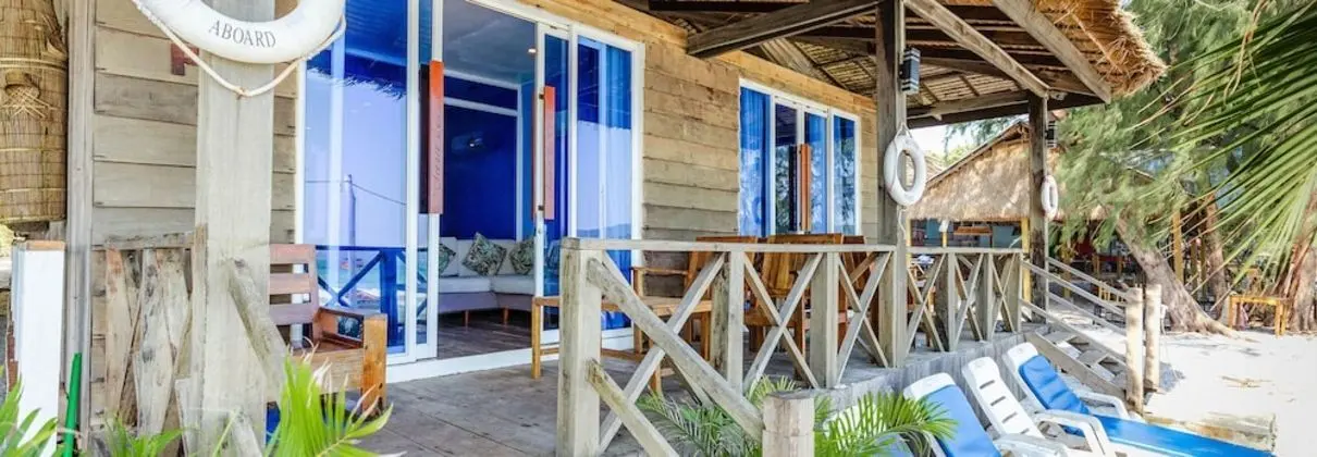 Superior Beach View Family Suite