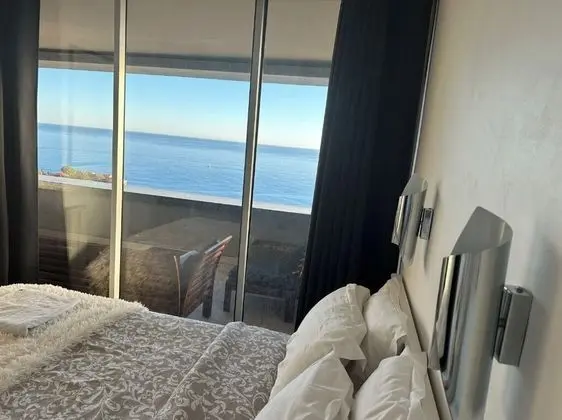 COSTA 001