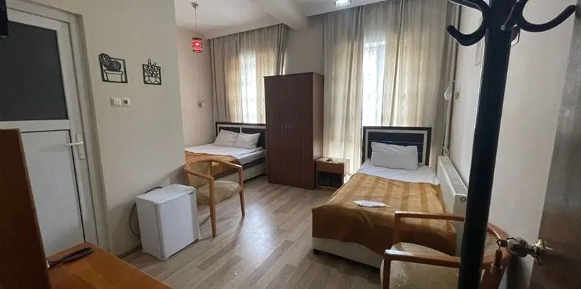 Aile Odası - Balkonlu - Oda Kahvaltı