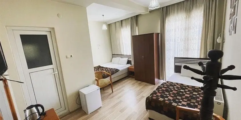 Aile Odası - Balkonlu - Oda Kahvaltı