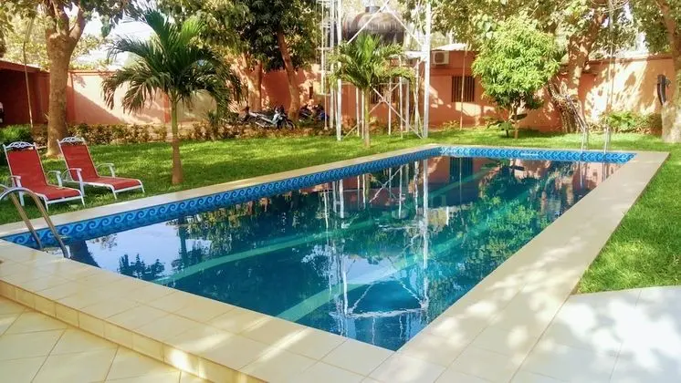 Luxury Tek Büyük Yataklı Oda