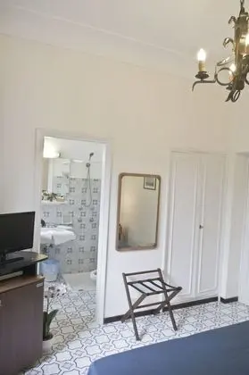 Standard Tek Büyük Yataklı Oda, Bahçe Manzaralı