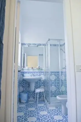 Standard Tek Büyük Yataklı Oda, Bahçe Manzaralı